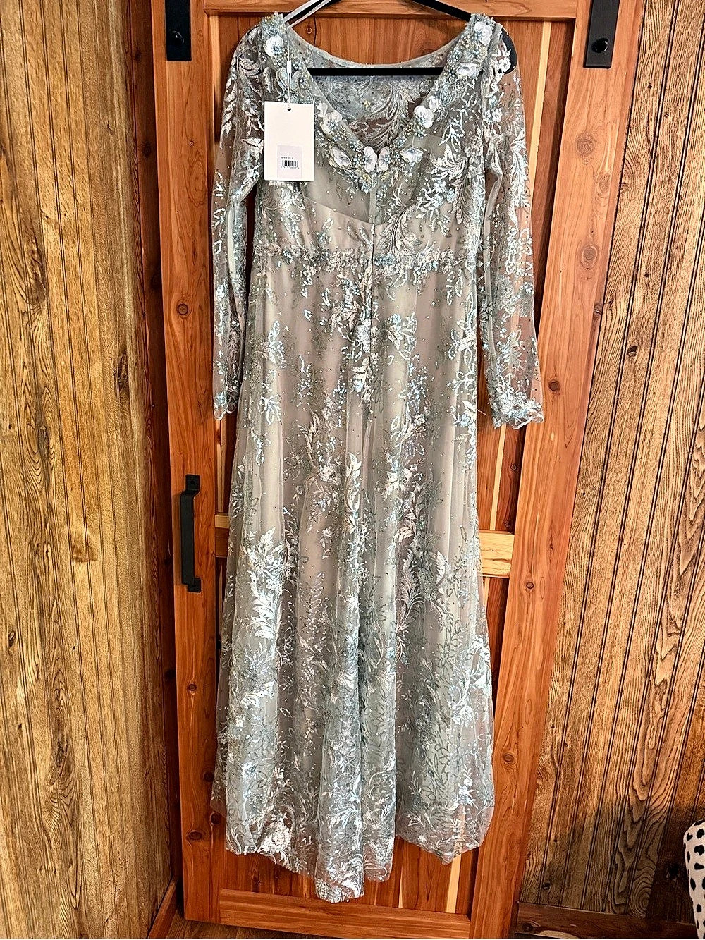Mac Duggal Floral Sequin Maxi Dress Silver Size 10 NWT Mother of the Bride/Groom